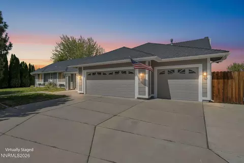 25 Desert Peak Ct, Sparks, NV 89441