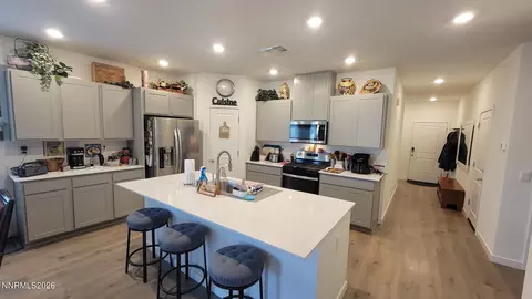 836 Antelope Springs Dr, Dayton, NV 89403