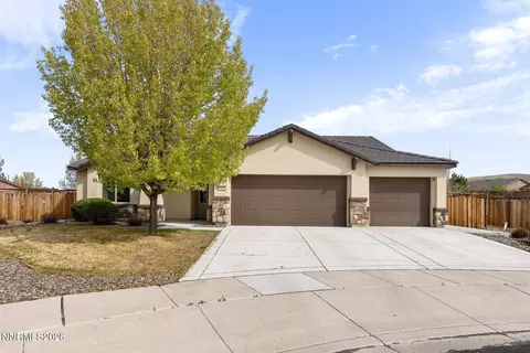 7450 Comet Ct, Sparks, NV 89436