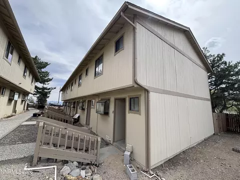 4985 W 7th St #13, Reno, NV 89503