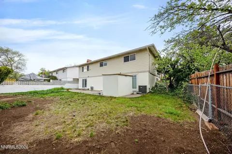 Exterior - 2685 Everett Dr, Reno, NV 89503 photo 8 of 9
