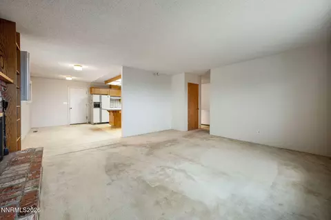 Living - 2685 Everett Dr, Reno, NV 89503 photo 2 of 5