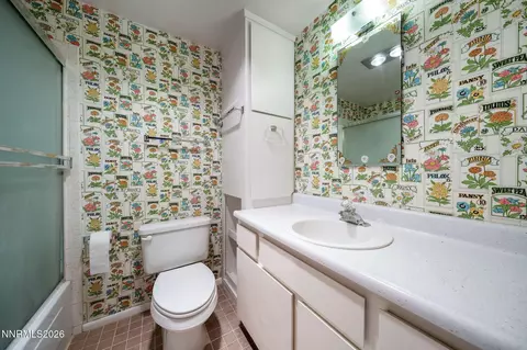 Bath - 2685 Everett Dr, Reno, NV 89503 photo 3 of 3