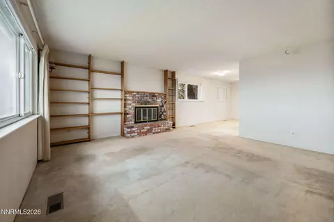 Living - 2685 Everett Dr, Reno, NV 89503 photo 3 of 5