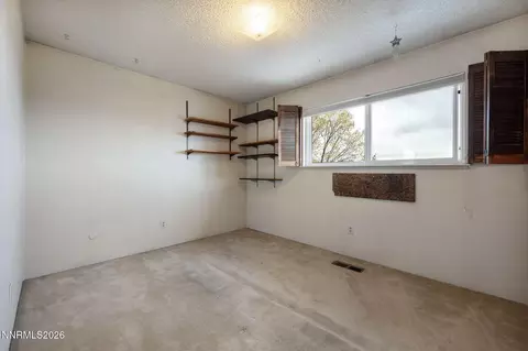 Bedroom - 2685 Everett Dr, Reno, NV 89503 photo 2 of 7