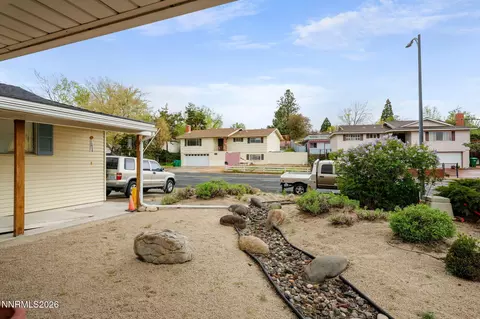 Exterior - 2685 Everett Dr, Reno, NV 89503 photo 3 of 9