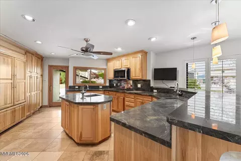 Kitchen - 1840 Berkeley Dr, Reno, NV 89509 photo 4 of 6