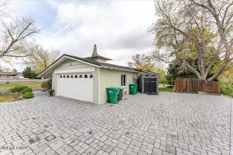 Exterior - 1840 Berkeley Dr, Reno, NV 89509 photo 8 of 17