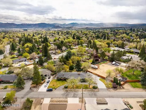 View/Area - 1840 Berkeley Dr, Reno, NV 89509 photo 3 of 4