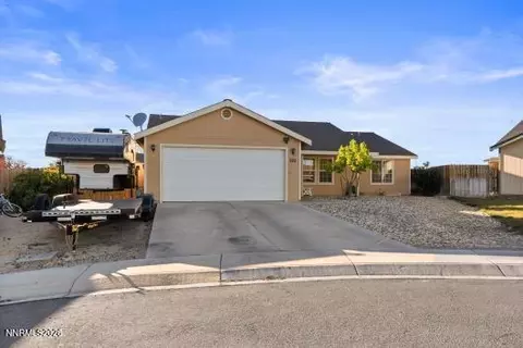 552 Spur Ct, Fernley, NV 89408