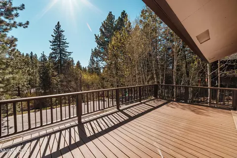 Exterior - 157 Pine Dr, Stateline, NV 89449 photo 5 of 8