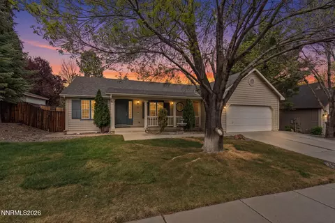 856 Francesca Way, Sparks, NV 89436