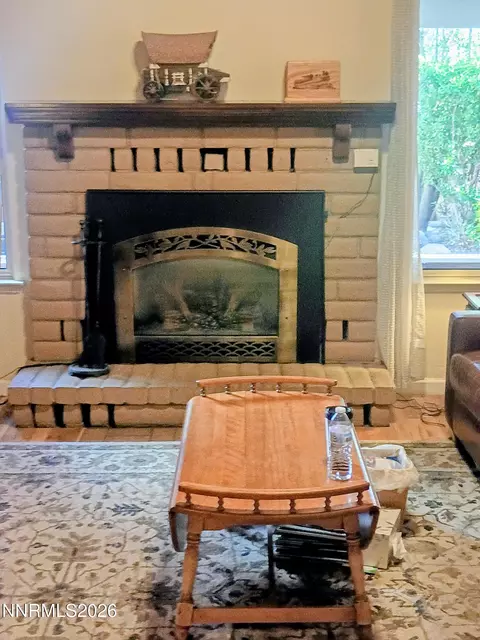 Living - 32 Castle Way, Carson City, NV 89706 photo 1 of 3
