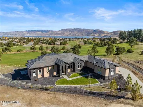 8 High Camp Ct, Washoe Valley, NV 89704
