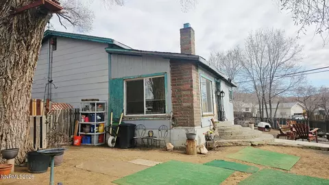 275 Lovitt Ln, Reno, NV 89506
