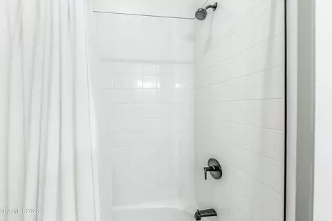 Bath - 2976 Ruby Desert Dr, Reno, NV 89521 photo 5 of 8