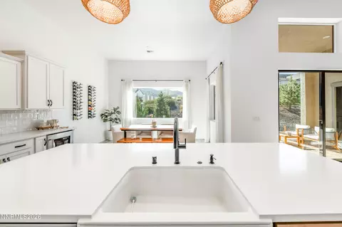 Kitchen - 2976 Ruby Desert Dr, Reno, NV 89521 photo 5 of 7