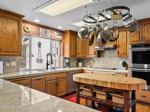 Kitchen - 801 Larson Ln, Coleville, CA 96107 photo 1 of 3