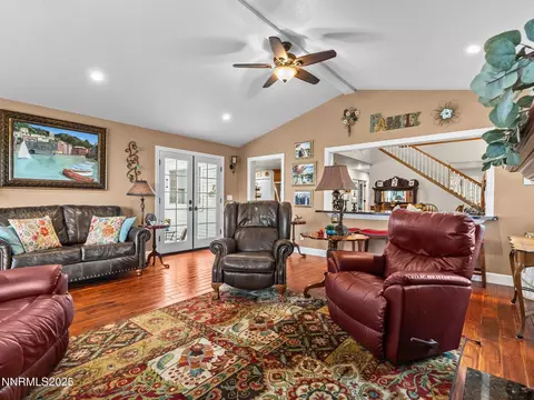 Living - 801 Larson Ln, Coleville, CA 96107 photo 1 of 4