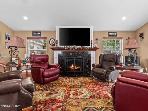 Living - 801 Larson Ln, Coleville, CA 96107 photo 3 of 4