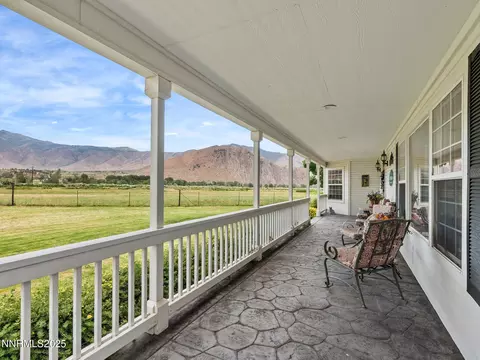 Exterior - 801 Larson Ln, Coleville, CA 96107 photo 5 of 10