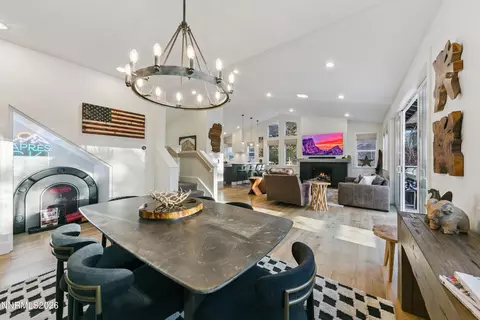 Dining - 110 Sequoia Dr, Stateline, NV 89449 photo 2 of 4