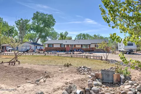 1355 Bonanza Ln, Fallon, NV 89406