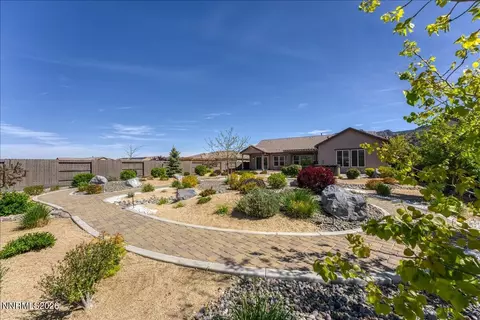 Exterior - 14239 Silver Moon Ct, Reno, NV 89521 photo 10 of 15