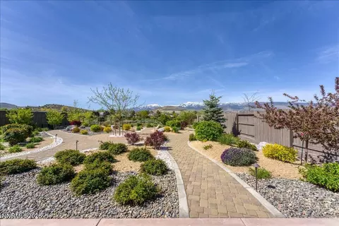 Exterior - 14239 Silver Moon Ct, Reno, NV 89521 photo 5 of 15