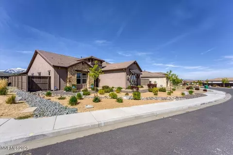 Exterior - 14239 Silver Moon Ct, Reno, NV 89521 photo 2 of 15