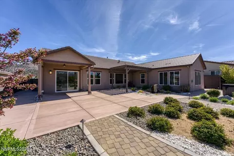 Exterior - 14239 Silver Moon Ct, Reno, NV 89521 photo 7 of 15