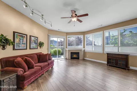 1115 Bandtail Dr, Carson City, NV 89701