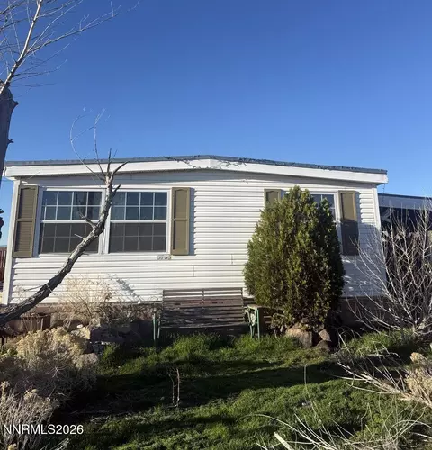 5735 Pegasus St, Sun Valley, NV 89433