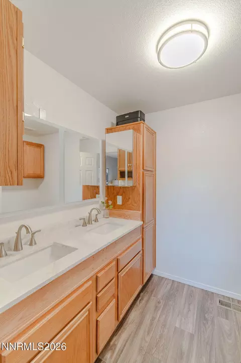 Bath - 3589 Haystack Dr, Carson City, NV 89705 photo 5 of 5