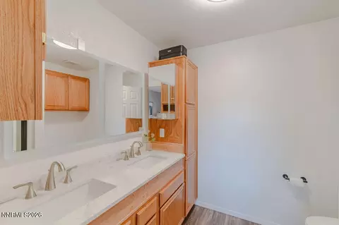 Bath - 3589 Haystack Dr, Carson City, NV 89705 photo 3 of 5