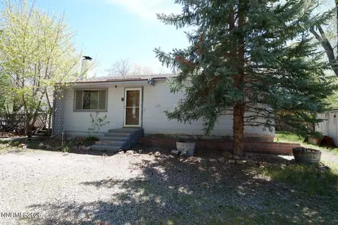 15587 Toll Rd, Reno, NV 89521