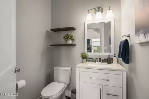 Bath - 2538 Cartwright Rd, Reno, NV 89521 photo 3 of 5
