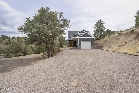 Exterior - 2538 Cartwright Rd, Reno, NV 89521 photo 9 of 10