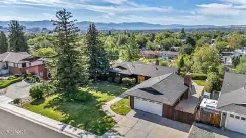 1970 Royal Dr, Reno, NV 89503