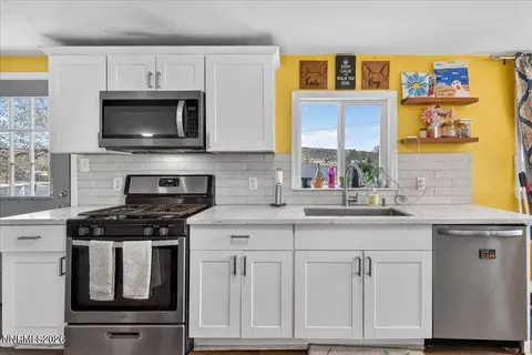 4720 E Leonesio Dr, Sun Valley, NV 89433 photo 12