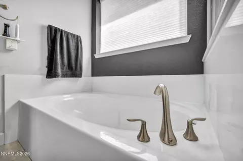Bath - 1151 Dapple Dr, Minden, NV 89423 photo 4 of 10