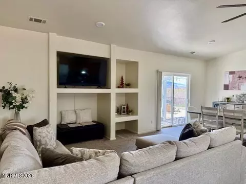 Living - 1147 White Oak Loop, Minden, NV 89423 photo 1 of 2