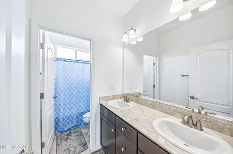Bath - 2084 Whitecliff Dr, Reno, NV 89521 photo 5 of 5