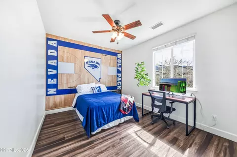 Bedroom - 2084 Whitecliff Dr, Reno, NV 89521 photo 3 of 4