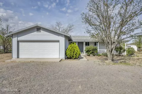 3811 Deodar St, Silver Springs, NV 89429