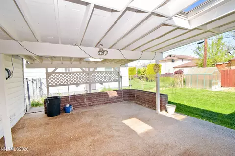 Exterior - 10 E J St, Sparks, NV 89431 photo 5 of 11