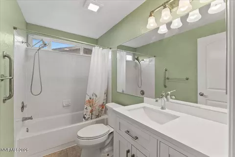 Bath - 4730 Spring Dr, Reno, NV 89502 photo 2 of 2