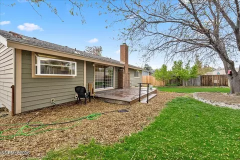 Exterior - 4730 Spring Dr, Reno, NV 89502 photo 3 of 10