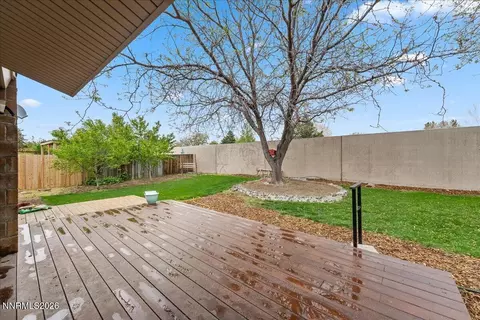 Exterior - 4730 Spring Dr, Reno, NV 89502 photo 2 of 10