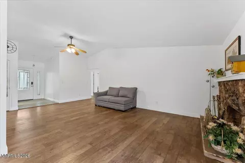 Living - 4730 Spring Dr, Reno, NV 89502 photo 2 of 6